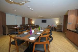 udman by ferns n petals gurugram