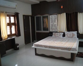 immaculate 7 bed house in jodhpur