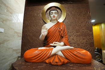 K N Gupta Group Of Hotel Castle,India>>Hyderabad,2 star