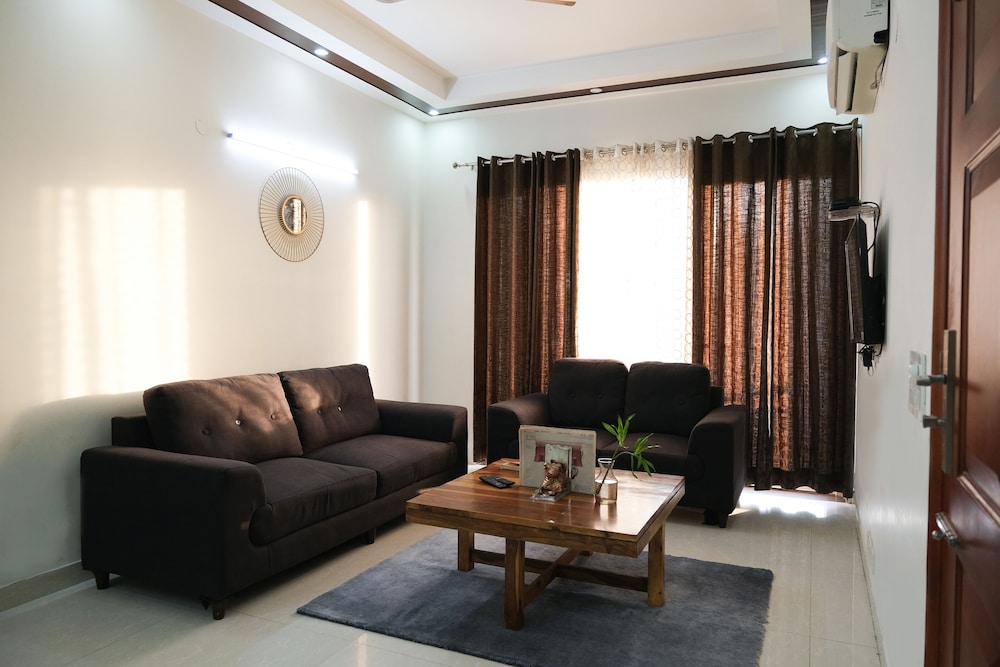 lime tree luxury 3bhk serviced apartment