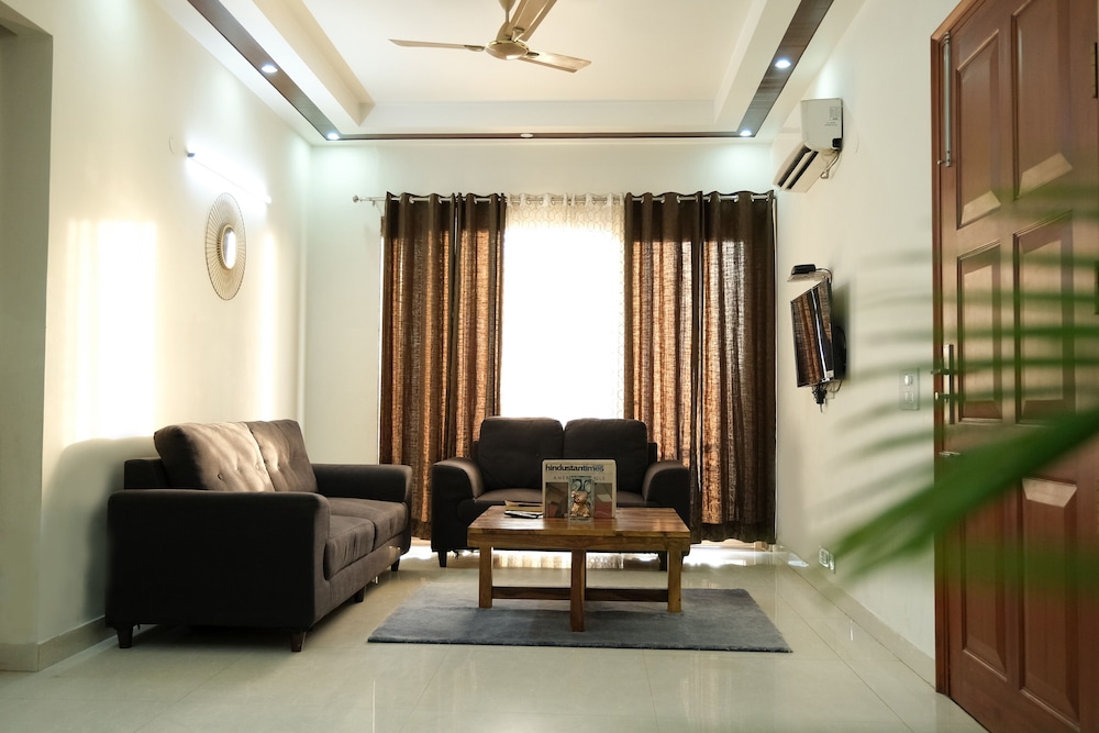 lime tree luxury 3bhk serviced apartment