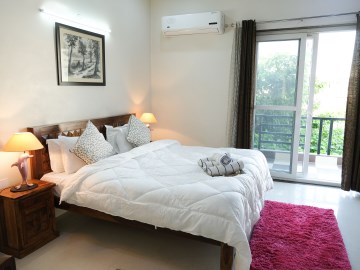 lime tree luxury 3bhk serviced apartment