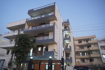 lime tree 2bhk serviced apartment
