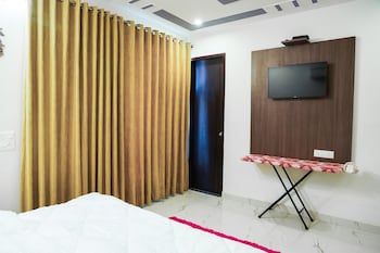 lime tree 2bhk serviced apartment