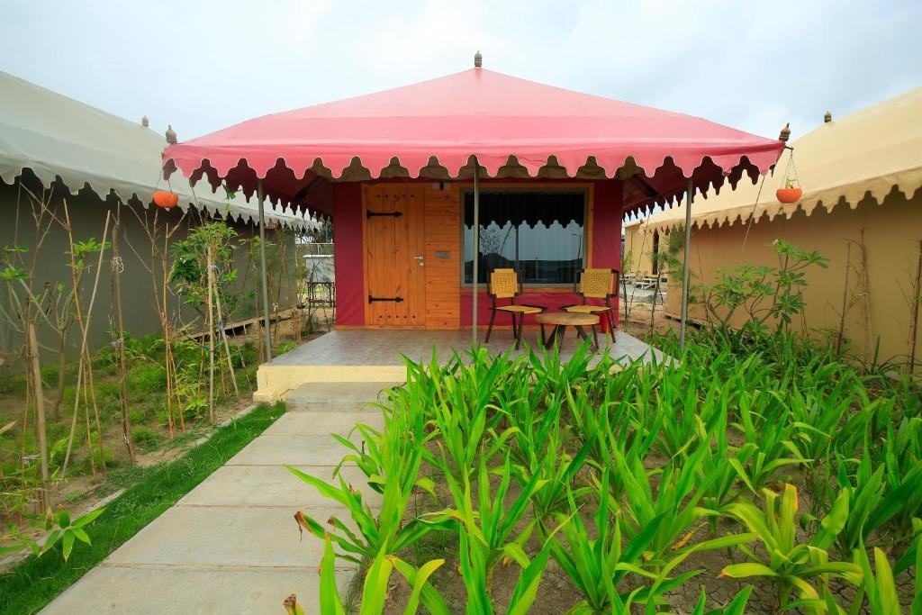 the fern seaside luxurious tent resort diu