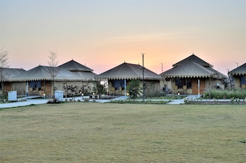 the fern seaside luxurious tent resort diu