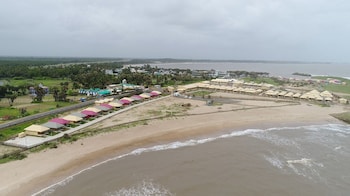 the fern seaside luxurious tent resort diu