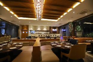 the pristine hotel kanpur