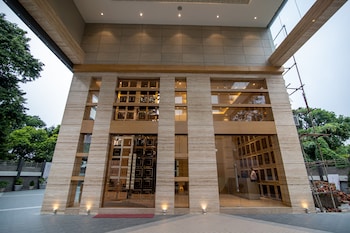 the pristine hotel kanpur