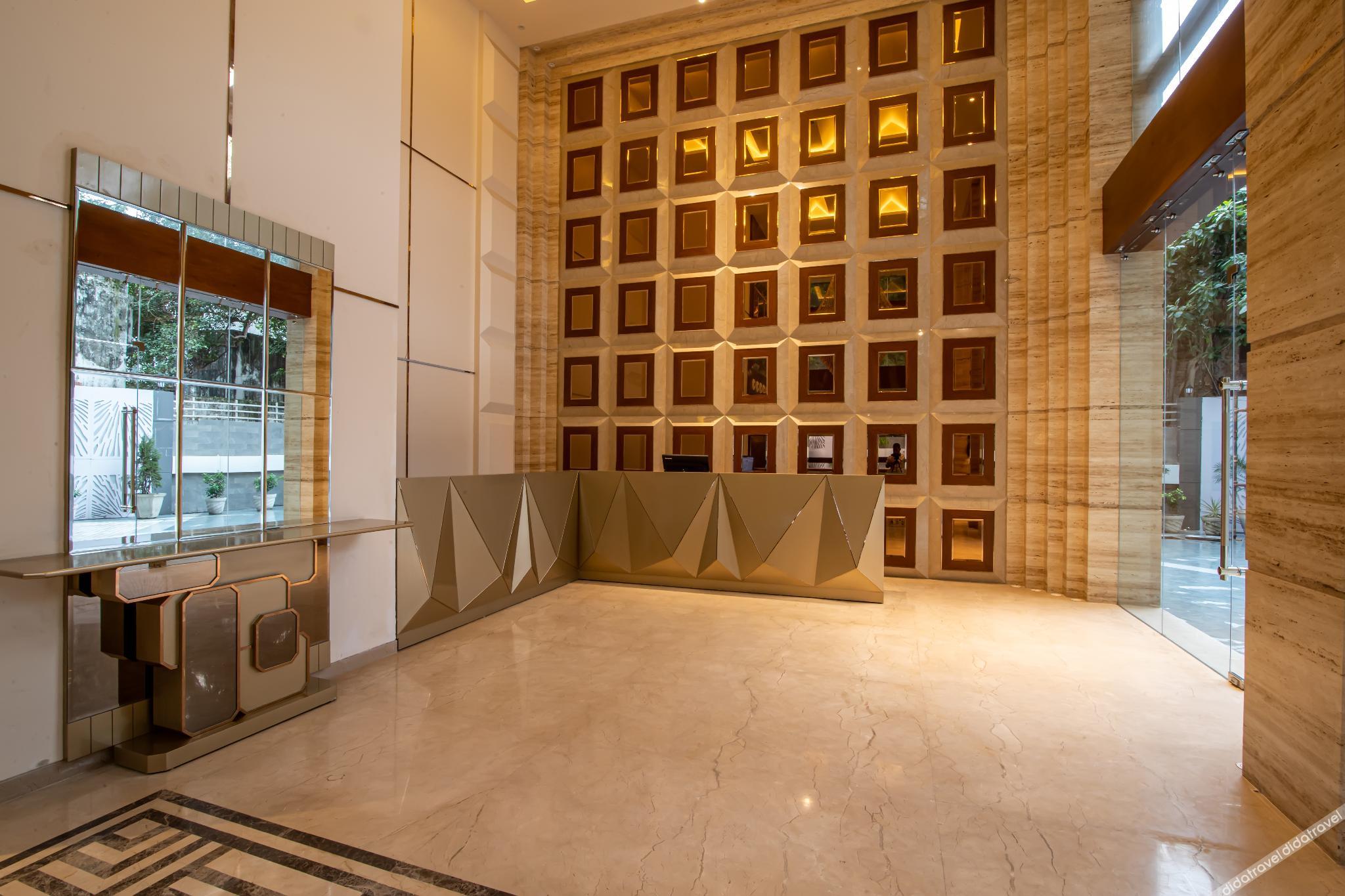 the pristine hotel kanpur