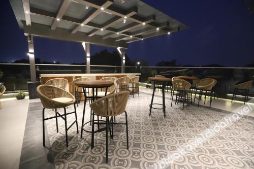 the pristine hotel kanpur