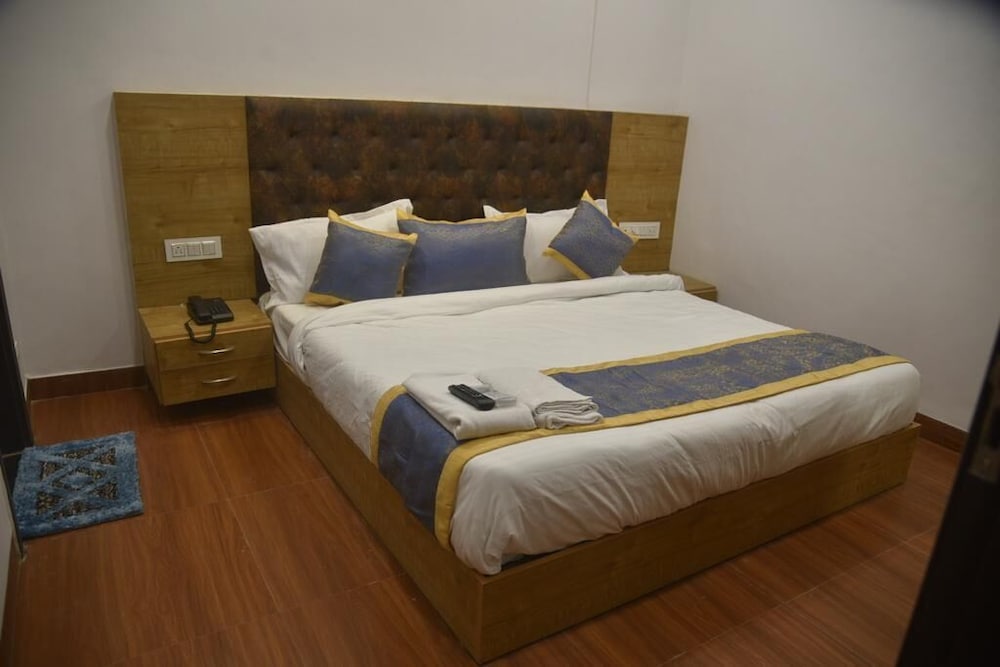 hotel the heritage inn