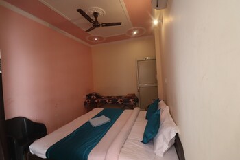 triple one hostels and hotels