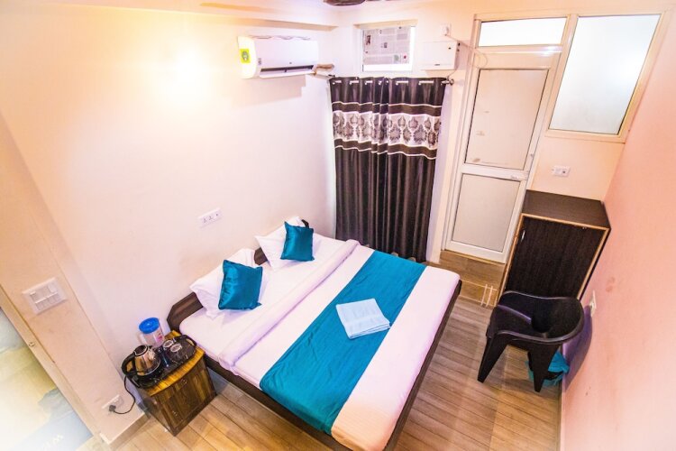 triple one hostels and hotels