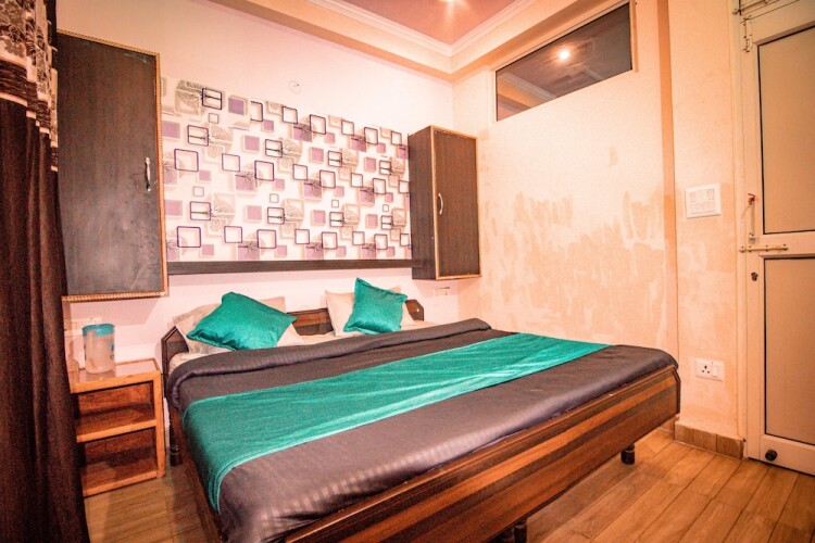 triple one hostels and hotels