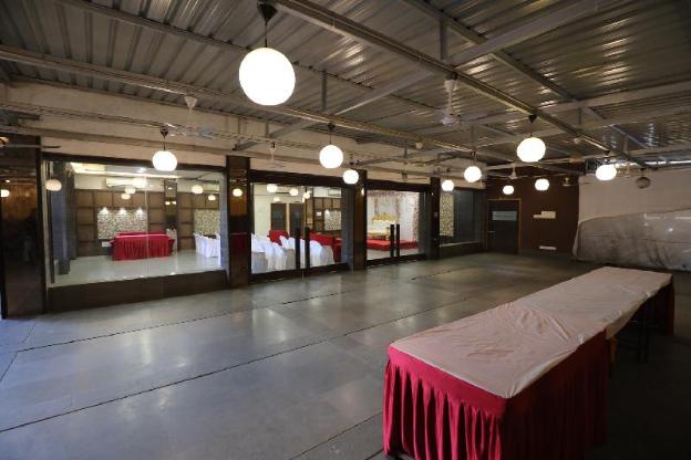 hotel shagun rooms and banquet surat