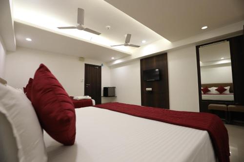 hotel shagun rooms and banquet surat