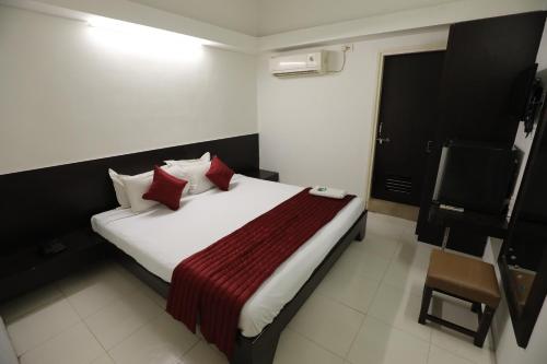 hotel shagun rooms and banquet surat