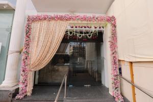 hotel shagun rooms and banquet surat