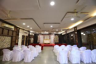 hotel shagun rooms and banquet surat