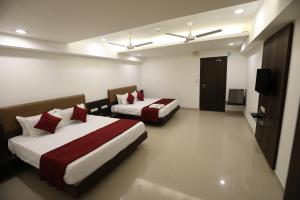 hotel shagun rooms and banquet surat