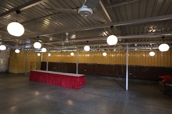 hotel shagun rooms and banquet surat