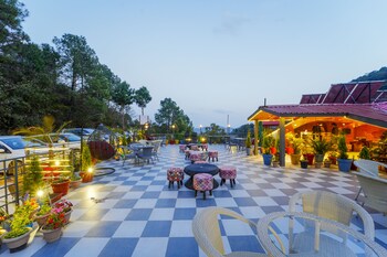 montrose 11 boutique