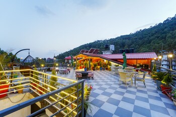 montrose 11 boutique