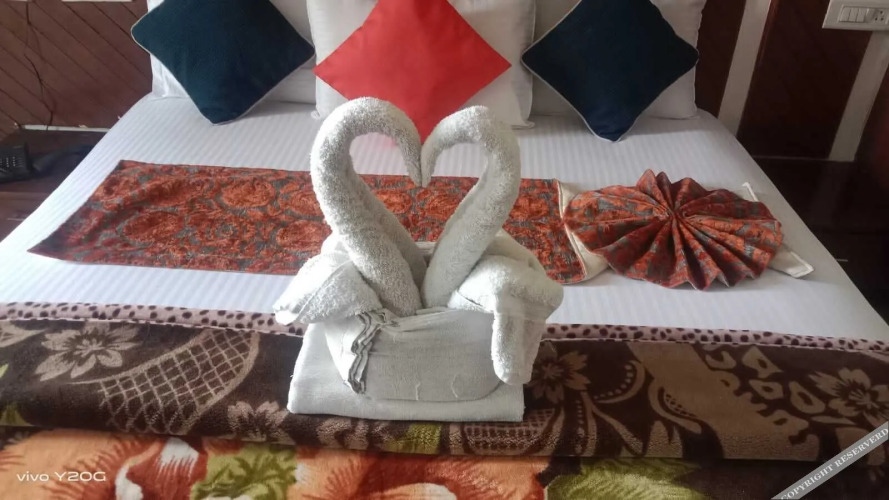 montrose 11 boutique