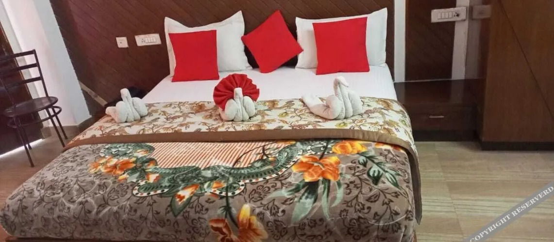 montrose 11 boutique