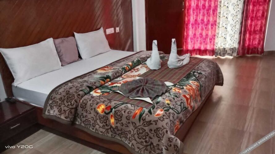 montrose 11 boutique