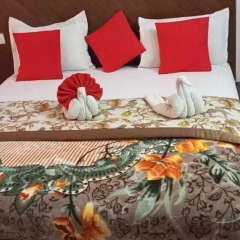 montrose 11 boutique