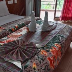 montrose 11 boutique