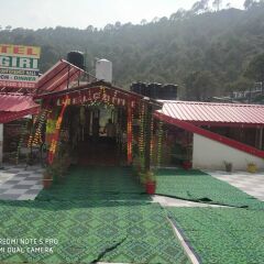 montrose 11 boutique