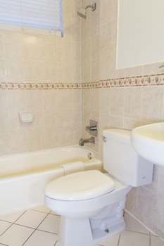 suites of dorchester