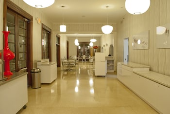 suites of dorchester