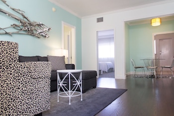 suites of dorchester