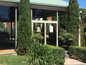 Ballarat Colonial Motor Inn & Apartments,Goldfields>>Ballarat,3 star