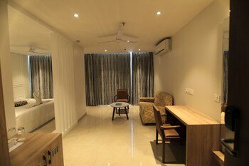 Hotel Mumbai House Express,India>>Udaipur,4 star