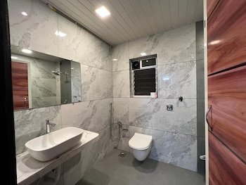 Coastal Bay Beach Resort,Harnai>>Dapoli,2 star