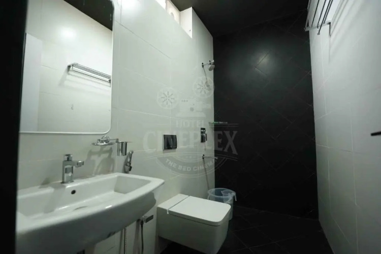 hotel cineplex