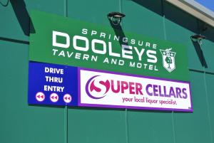 dooleys springsure tavern and motel