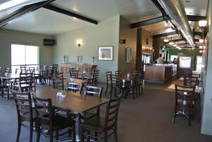 dooleys springsure tavern and motel
