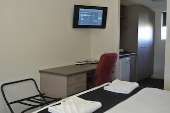 dooleys springsure tavern and motel