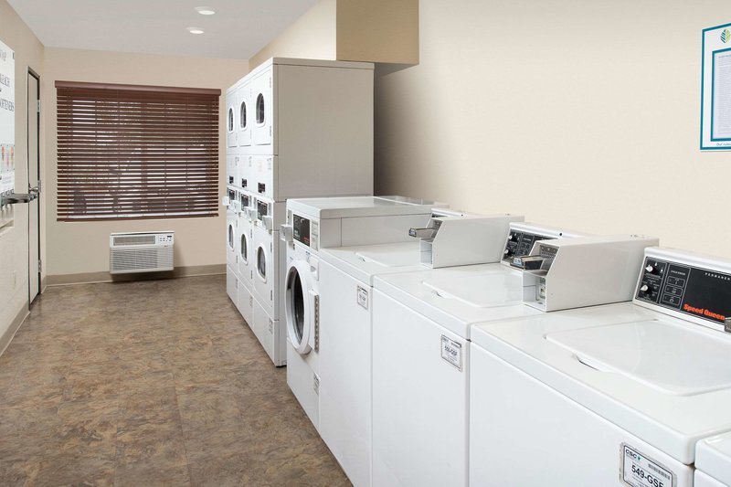 extended stay america select suites oklahoma city del city