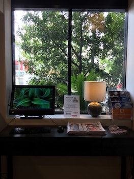 quest mascot serviced apartments