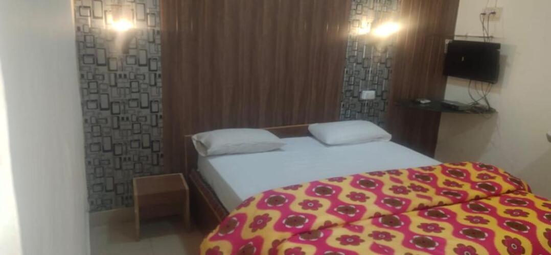 veg park view hotel matheran