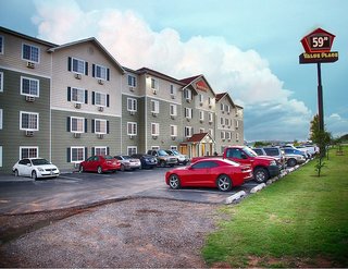 Extended Stay America Select Suites - Oklahoma City - Southeast,Near Museum Of Osteology,3 star