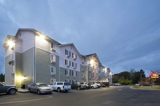 Extended Stay America Select Suites - Fayetteville - West,Near Cape Fear Valley Medical Center,3 star