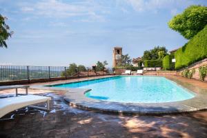 hotel castello di santa vittoria